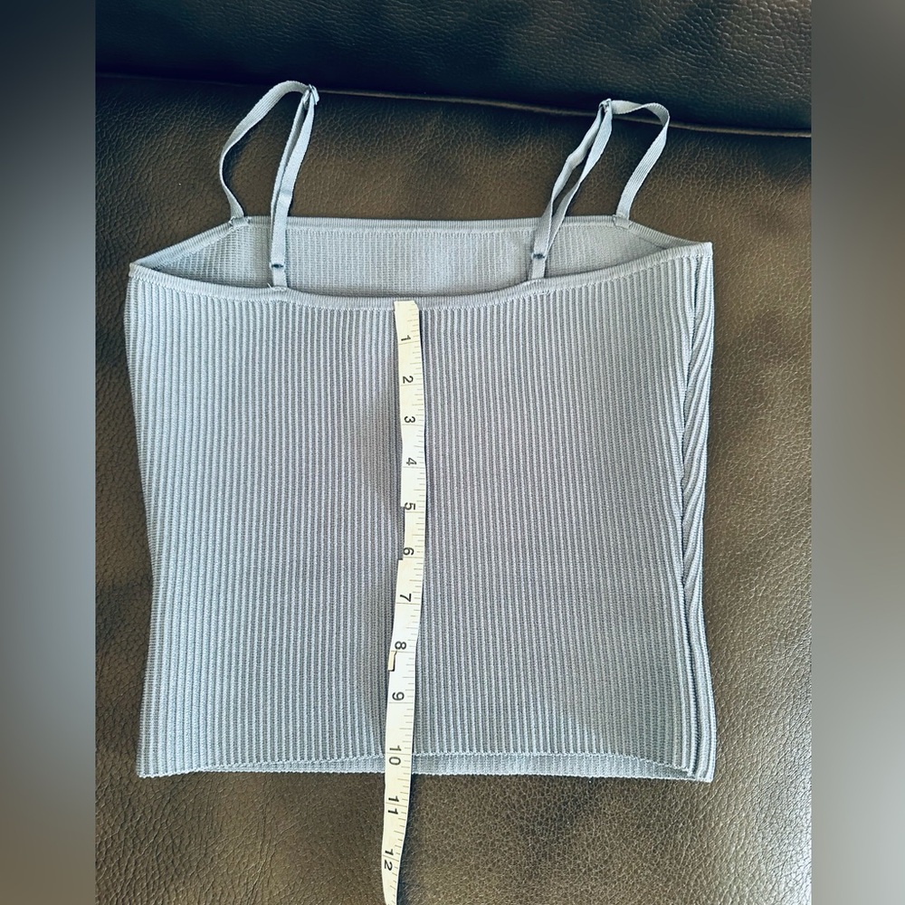 Babaton Contour Ribbed Cami – Size S - Picture 7 of 7